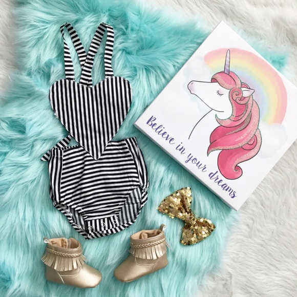 Heart shape romper - Picture 2 of 3